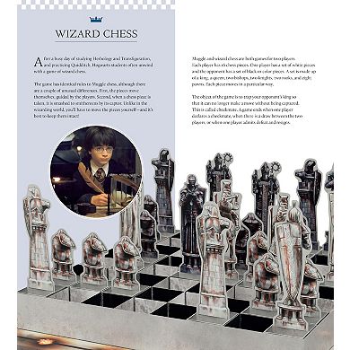 Insight Editions Harry Potter Pocket Pop-Up Wizard Chess Set