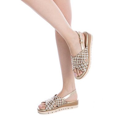 Women's Criss Cross Flat Sandals By XTI 143947