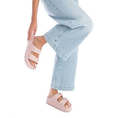 Women's Rubber Flat Sandals By XTI 142550