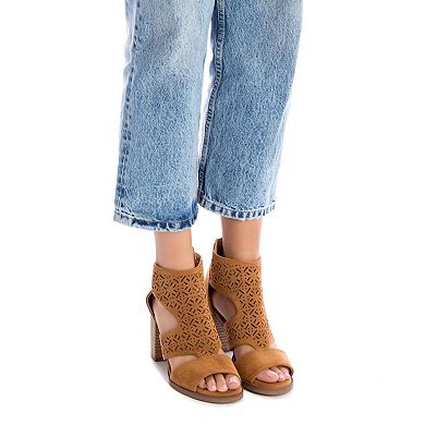 Women's Suede Sandals By XTI, Brown 14139201