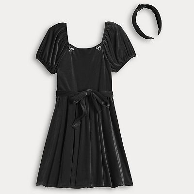 trixxi black dress Trixxi Women's Juniors' Sweetheart-Neck Sleeveless Bodycon Dress (Black, 7)
