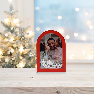 Red Arch Pom Pom 5" x 7" Frame Table Decor