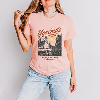 Simply Sage Market Yosemite National Park Sierra Nevada Short Sleeve Tee