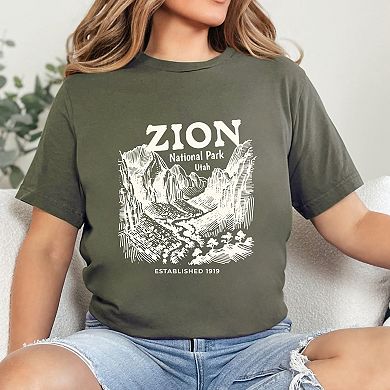 Zion National Park Established 1919 - Women's Short Sleeve Graphic T-Shirt