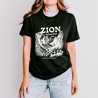Zion National Park Established 1919 - Women's Short Sleeve Graphic T-Shirt