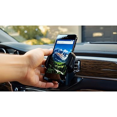 Car and Driver Smart Grip Charging Mount