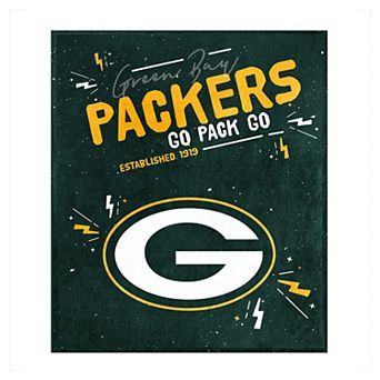 Green Bay Packers 60" x 70" Plush Throw Blanket