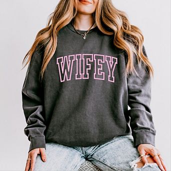 Simply Sage Market Embroidered Wifey Arched Varsity Lightweight Garment Dyed Sweatshirt
