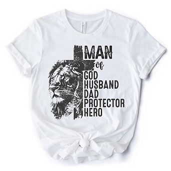 Man of God Lion Cross T-Shirt, White Tee for Faithful and Christian Fathers