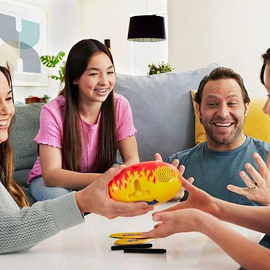 Mattel Pictionary Pic-Tato Interactive Hot Potato Game