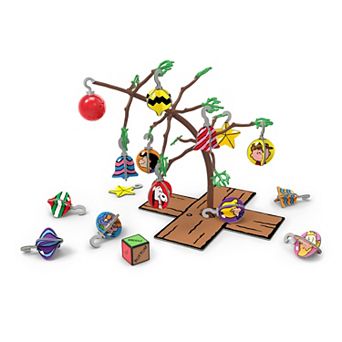 Pressman Peanuts Charlie Brown Trim the Tree Game
