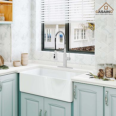1.8 Flow Pull Down Sprayer Kitchen Faucet with Infrared Sensor Induction Function and Deck Plate