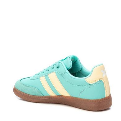 Women's Casual Sneakers By XTI
