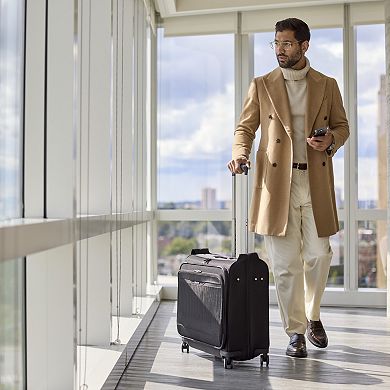 Samsonite Silhouette 18 Softside Spinner Garment Bag