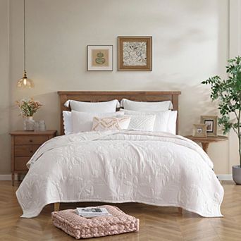 Peri Medallion Floral Quilt Set with Shams