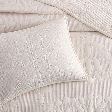Peri Medallion Floral Quilt Set with Shams