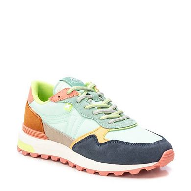 Women's Casual Sneakers By XTI