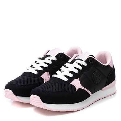 Women's Casual Sneakers By XTI