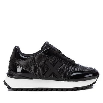 Women's Casual Sneakers By XTI