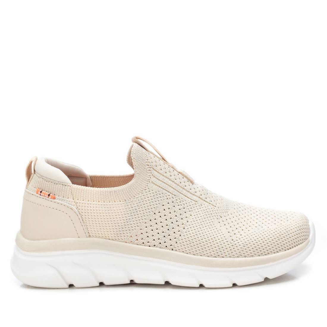XTI - Sneaker Dames beige - Comfortabel en veelzijdig schoeisel – Casual mode - Model 14433802 (Maat 37