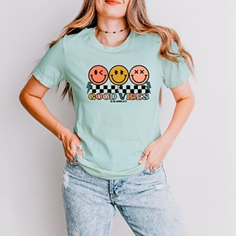 S.W.Smiley Checkered Good Vibes Smiley Face - Women's Short Sleeve Graphic T-Shirt