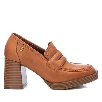 Carmela Collection, Women's Leather Heeled Loafers 161218