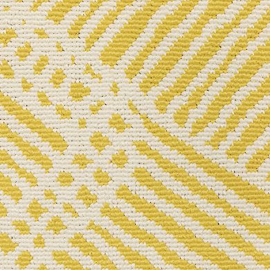 StyleHaven Geometric Cross-hatch Indoor/Outdoor Area Rug