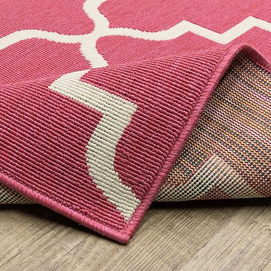 StyleHaven Scalloped Lattice Indoor/Outdoor Area Rug