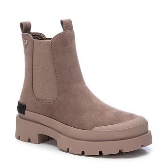 Women's Suede Ankle Booties By XTI 140570