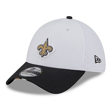 Men's New Era White/Black New Orleans Saints 2025 NFL Training Camp 39THIRTY Flex Hat
