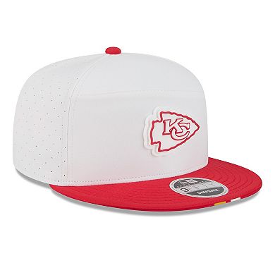 Men's New Era White/Red Kansas City Chiefs 2025 NFL Training Camp Split Panel 9FIFTY Snapback Hat