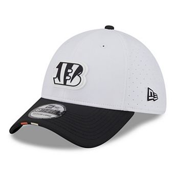 Men's New Era White/Black Cincinnati Bengals 2025 NFL Training Camp 39THIRTY Flex Hat
