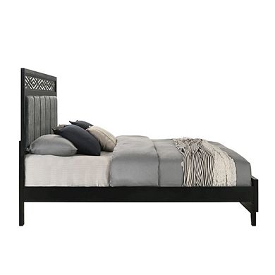 New Classic Furniture Obsidian Wood Queen Bed, Black