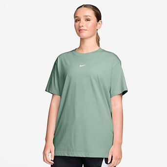 Women’s Nike Oversized Short Sleeve T-Shirt