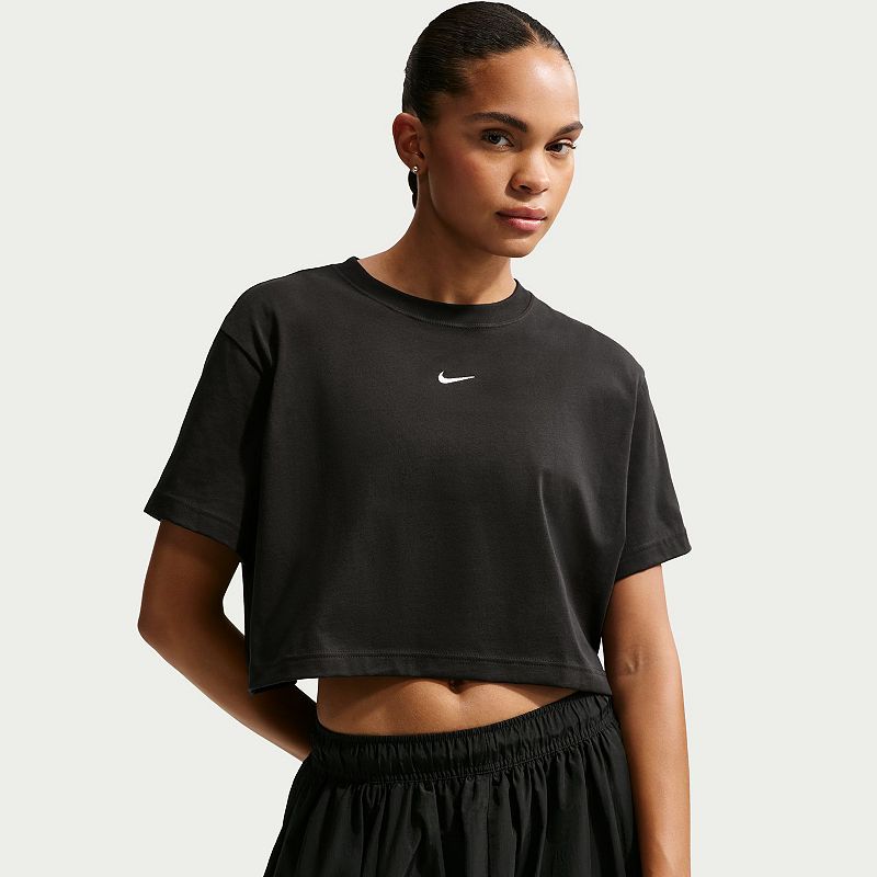 Women’s Nike Sportswear Loose Short Sleeve Cropped T-Shirt, Women's, 