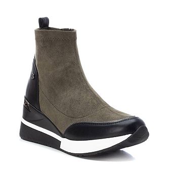Women's Suede Wedge Booties By XTI 141576