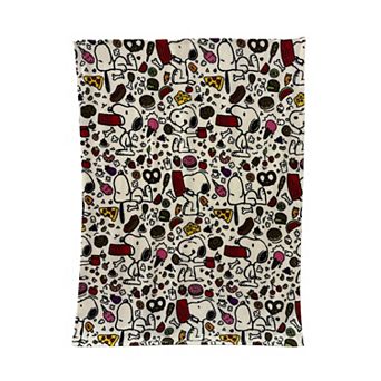 Peanuts Snoopy Snacks Print Throw Blanket