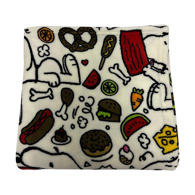 Peanuts Snoopy Snacks Print Throw Blanket