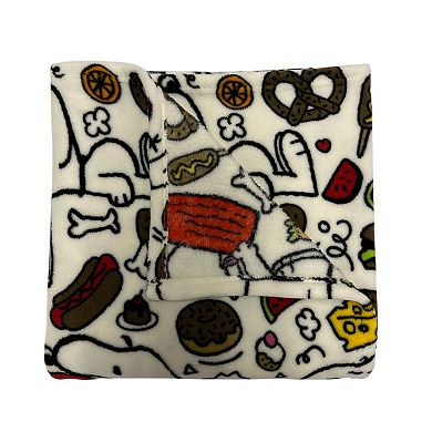 Peanuts Snoopy Snacks Print Throw Blanket