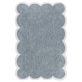Alice Classic Cottage Two-Tone Scalloped Indoor/Outdoor Shaped Area Rug