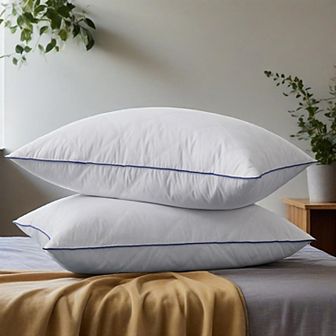 Unikome Set of 2 Goose Feather Bed Pillows-Medium Firm Support for Sleeping