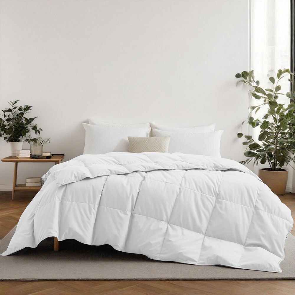 Unikome Lightweight Feather & Down Comforter Ultra-Smooth Shell Summer ...