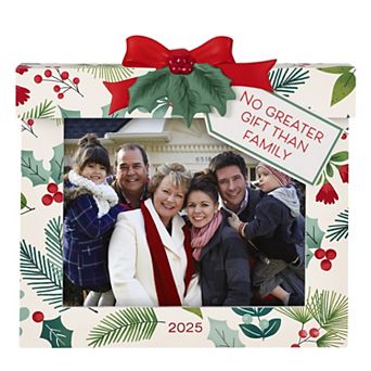 The Gift of Family 2025 Photo Frame Hallmark Keepsake Christmas Ornament