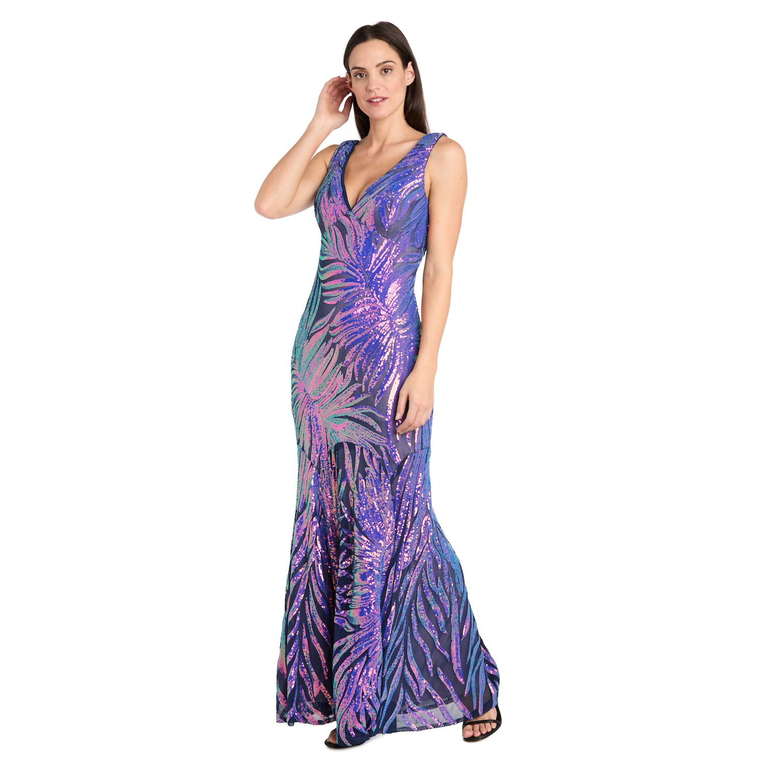 Женские платья R&M Richards Long V-Neck Sequin Wave Pattern Dress