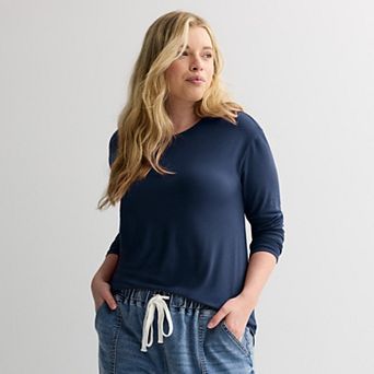 Juniors' Plus Size SO® Core Long Sleeve Crewneck Tee with TRS Fabric