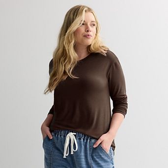 Juniors' Plus Size SO® Core Long Sleeve Crewneck Tee with TRS Fabric