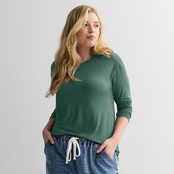 Juniors' Plus Size SO® Core Long Sleeve Crewneck Tee with TRS Fabric