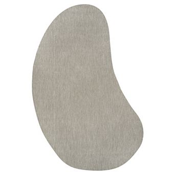 Evan Modern Rustic Organic Curve Indoor/Outdoor Shaped Area Rug
