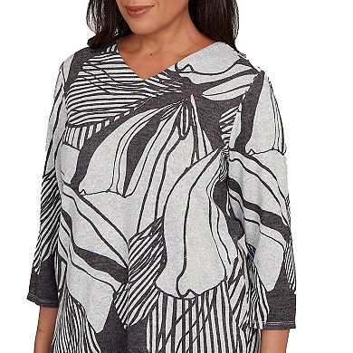 Women's Alfred Dunner Abstract Floral Stripe V-Neck Top