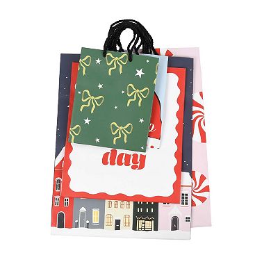New View Gifts & Accessories S/5 Ho Ho Ho Holiday Gift Bag Set